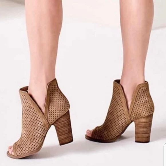 ❌️❌️SOLD❌️❌️Lucky Brand Larise Booties size 6.5 brown - Picture 12 of 12